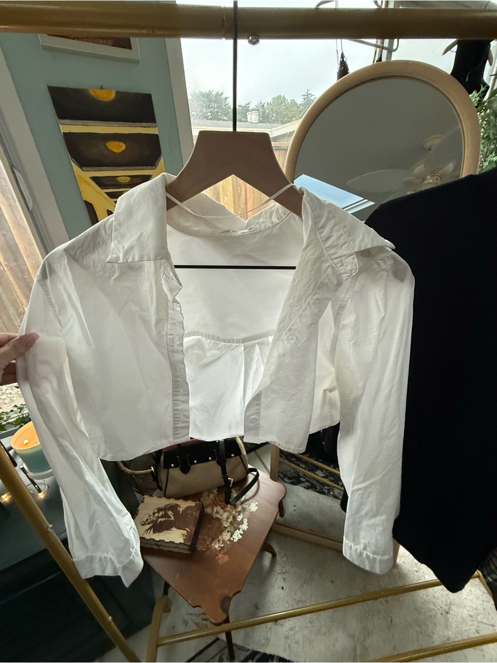 12th Tribe White Cropped Button-Up Collared Top